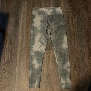 Booty scrunched leggings